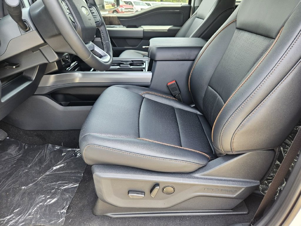 New 2026 Ford F350 Lariat w/ Lariat Ultimate Package AWD/4WD image 9