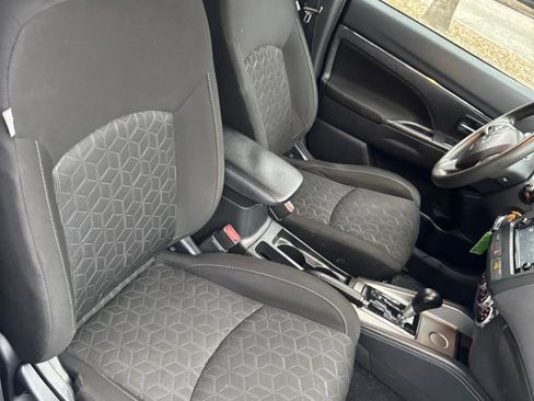 Used 2021 Mitsubishi Outlander Sport FWD image 15