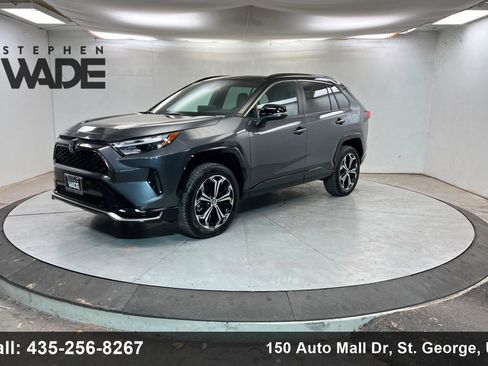 Used 2025 Toyota RAV4 XSE image 1