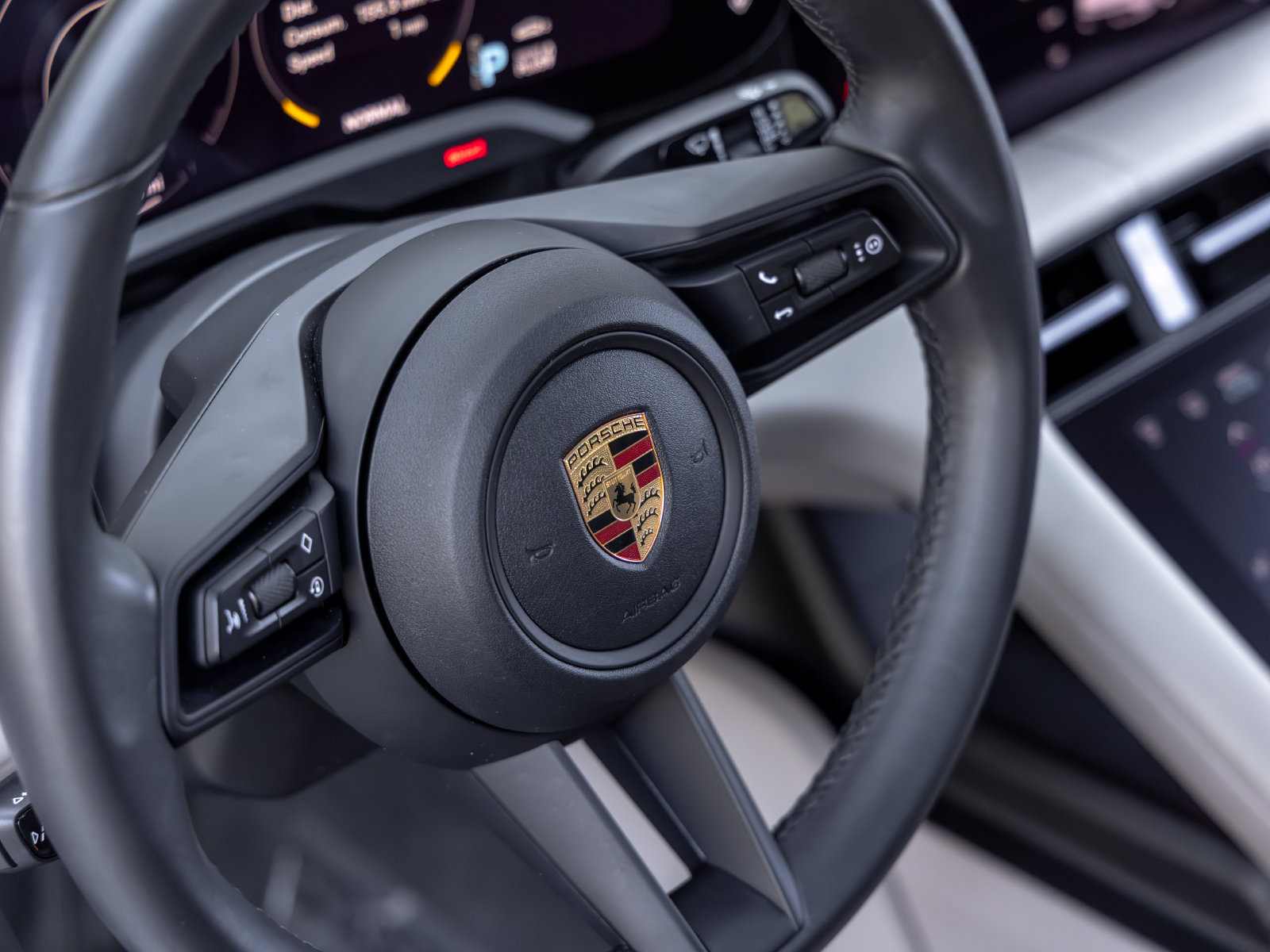 Certified 2022 Porsche Taycan 4S AWD/4WD image 35