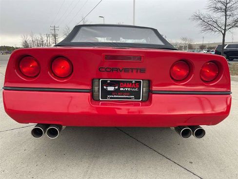 Used 1990 Chevrolet Corvette Convertible RWD image 27