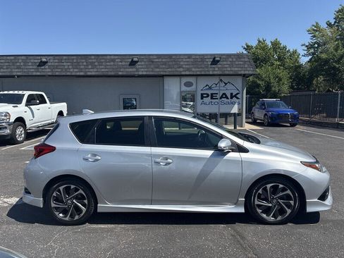 Used 2017 Toyota Corolla iM w/ Carpet Mat Package FWD image 6