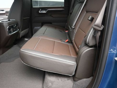 New 2026 GMC Sierra 2500 Denali w/ Denali Reserve Package image 17