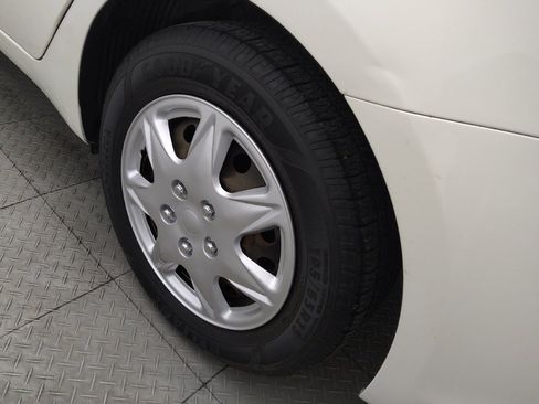 Used 2018 Kia Forte LX FWD image 31