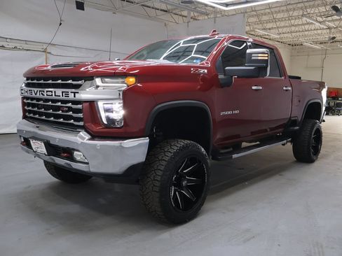 Used 2020 Chevrolet Silverado 2500 LTZ w/ LTZ Premium Package AWD/4WD image 3