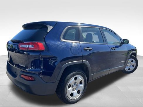 Used 2014 Jeep Cherokee Sport FWD image 5