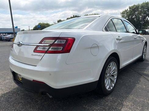 Used 2019 Ford Taurus Limited FWD image 7