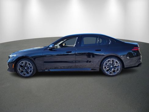 New 2026 BMW 530i image 4