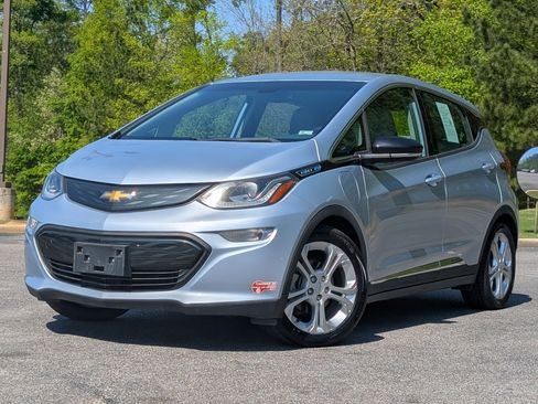 Used 2017 Chevrolet Bolt LT image 4
