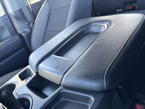 Used 2021 Chevrolet Silverado 2500 LT w/ Z71 Off-Road Package image 27