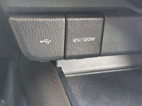 Used 2023 Toyota Camry SE AWD/4WD image 27