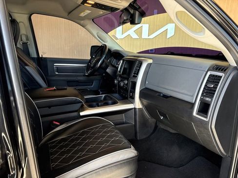 Used 2015 RAM 1500 Classic SLT w/ Luxury Group AWD/4WD image 23