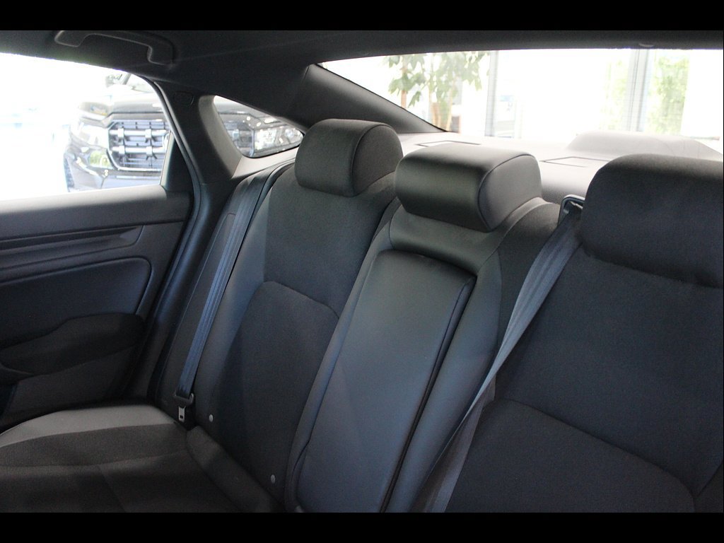 Certified 2025 Honda Civic Sport image 17
