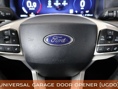 Used 2025 Ford Explorer Active w/ Active Comfort Package AWD/4WD image 30