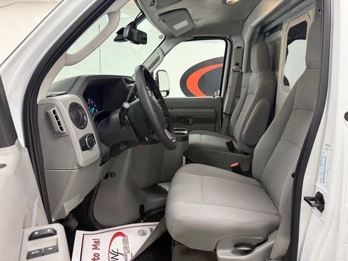 New 2026 Ford E-350 and Econoline 350 Super Duty w/ Power Equipment Group image 9