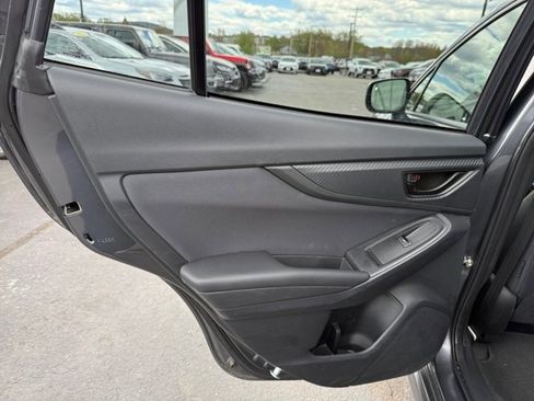 Used 2023 Subaru Crosstrek 2.0i Premium AWD/4WD image 22