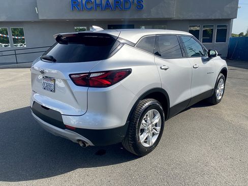 Used 2022 Chevrolet Blazer LT FWD image 6
