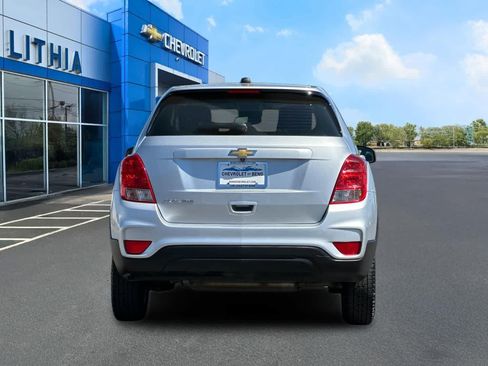 Used 2018 Chevrolet Trax LS AWD/4WD image 7