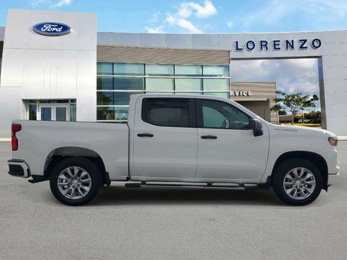 Used 2022 Chevrolet Silverado 1500 Custom RWD image 4