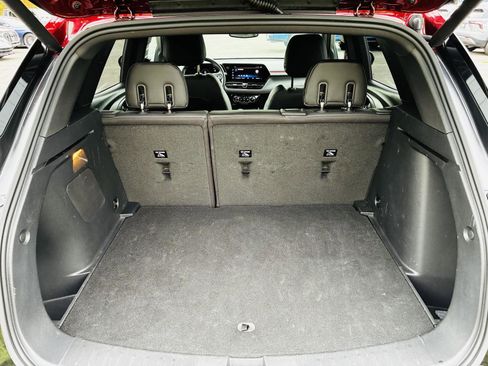 Used 2024 Chevrolet TrailBlazer RS w/ Convenience Package image 43