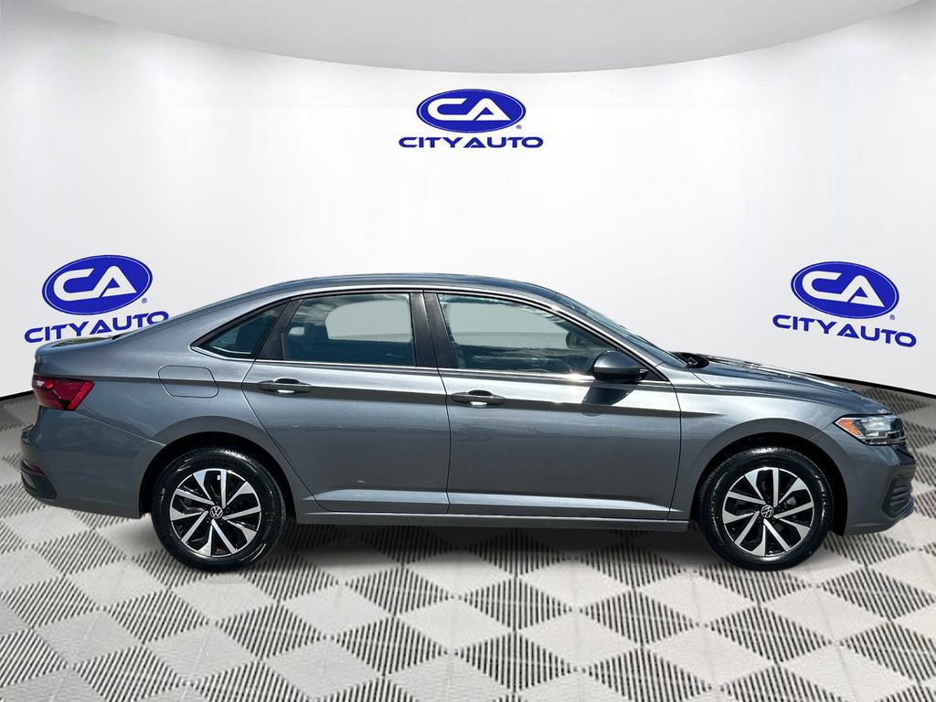 Used 2024 Volkswagen Jetta S FWD image 2