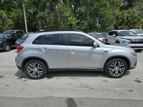Used 2018 Mitsubishi Outlander Sport SEL image 3