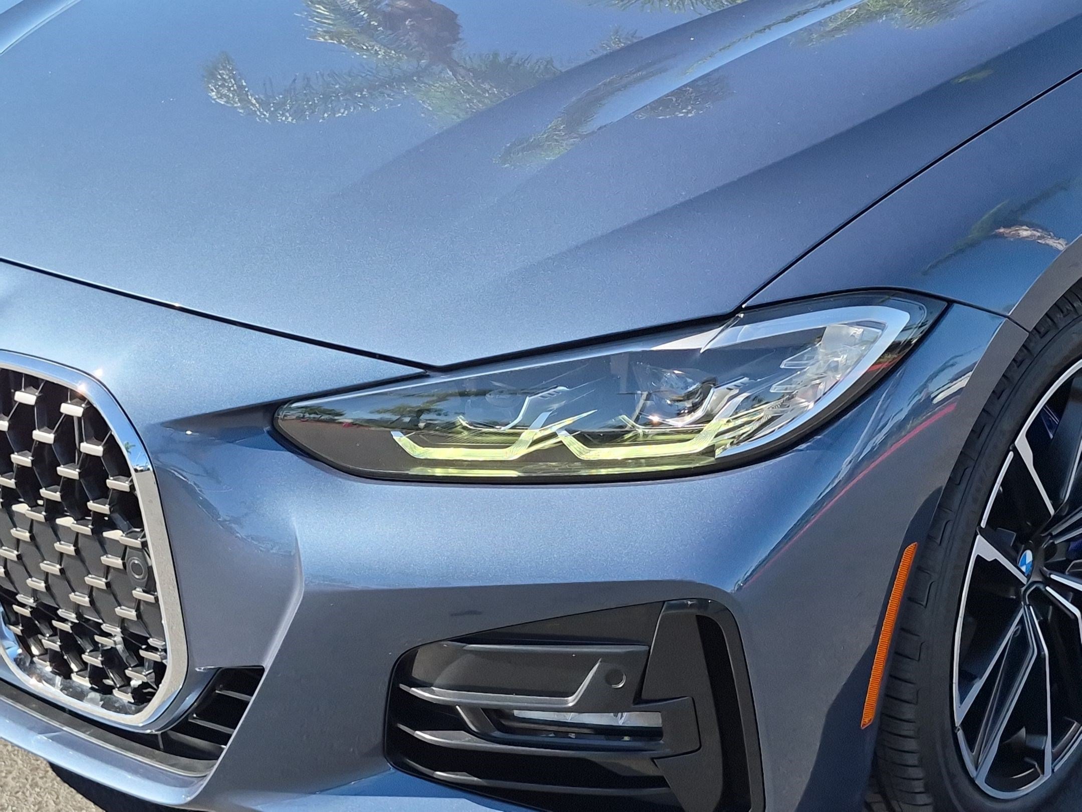 Certified 2022 BMW 430i xDrive Convertible w/ M Sport Package AWD/4WD image 6