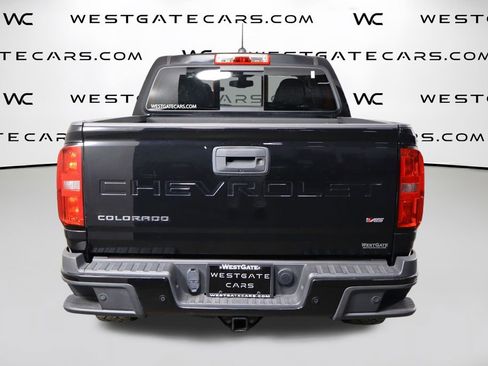 Used 2022 Chevrolet Colorado Z71 w/ Z71 Midnight Edition AWD/4WD image 45
