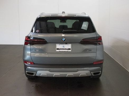 Used 2025 BMW X5 xDrive40i w/ Climate Comfort Package AWD/4WD image 5