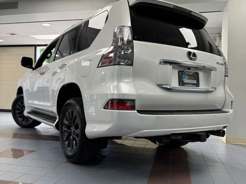 Used 2023 Lexus GX 460 Premium image 4
