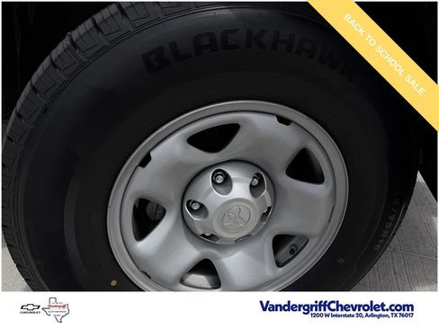 Used 2023 Toyota Tacoma SR AWD/4WD image 9