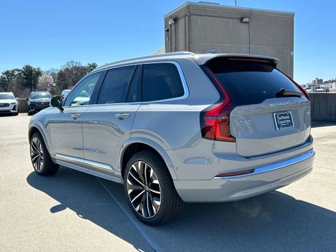 New 2026 Volvo XC90 T8 Ultra w/ Protection Package Premier AWD/4WD image 4