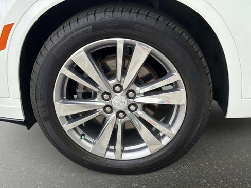 Used 2024 Cadillac XT6 Premium Luxury AWD/4WD image 19