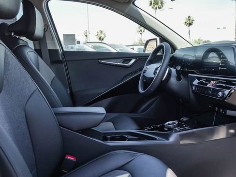 New 2026 Kia Niro Wind image 18