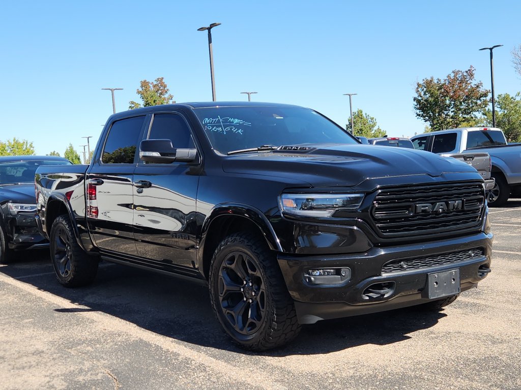 Used 2020 RAM 1500 Limited w/ Black Appearance Package AWD/4WD image 1