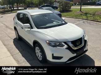 Used 2019 Nissan Rogue S video 1