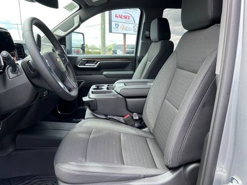 New 2026 Chevrolet Silverado 2500 LT w/ All Star Edition AWD/4WD image 4