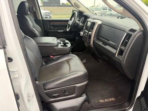 Used 2017 RAM 1500 Laramie AWD/4WD image 26