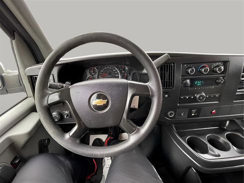 Used 2012 Chevrolet Express 2500 w/ Cold Climate Package image 15