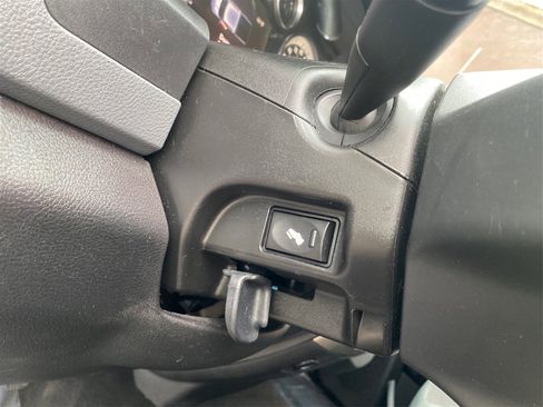 Used 2014 RAM 3500 Big Horn image 36