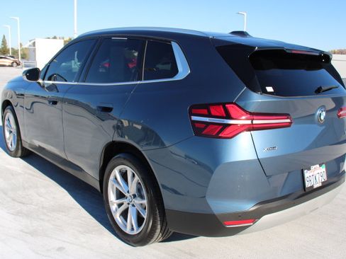 Used 2025 BMW X3 xDrive30i w/ Premium Package image 5