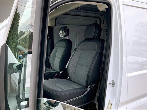New 2025 RAM ProMaster 3500 w/ Premium Convenience Group image 9