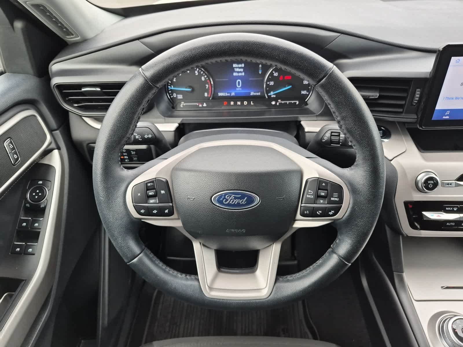 Used 2023 Ford Explorer XLT AWD/4WD image 22