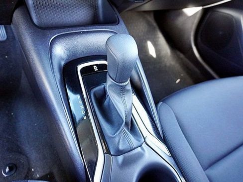 Used 2025 Toyota Corolla LE image 26