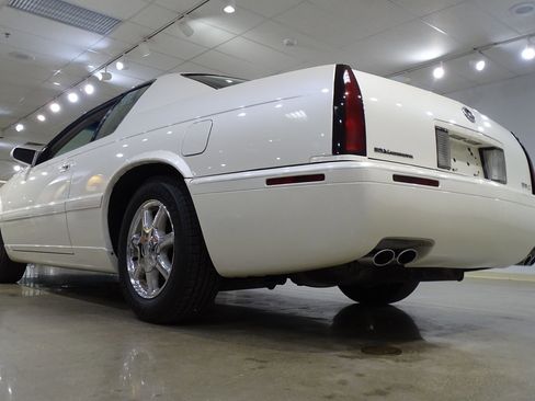 Used 1999 Cadillac Eldorado Touring FWD image 9