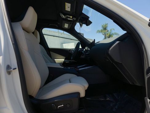 Used 2026 BMW X3 xDrive30i w/ Convenience Package AWD/4WD image 22