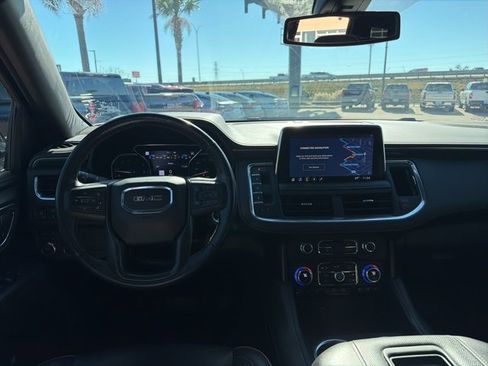 Used 2021 GMC Yukon AT4 w/ AT4 Premium Package image 12