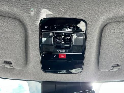 Used 2024 Hyundai Santa Fe Limited AWD/4WD image 38