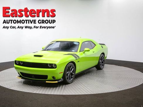 Used 2023 Dodge Challenger R/T w/ Plus Package image 53