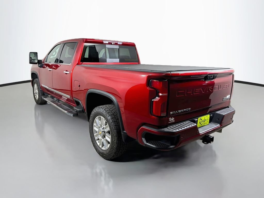 Used 2025 Chevrolet Silverado 2500 High Country w/ Technology Package AWD/4WD image 8
